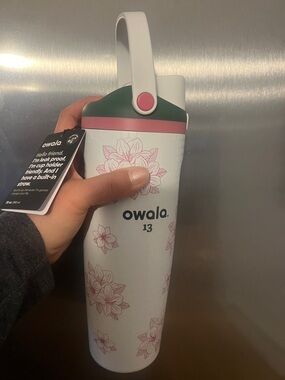 Owala Masters golf 13oz Floral White & Pink Water Bottle with Handle